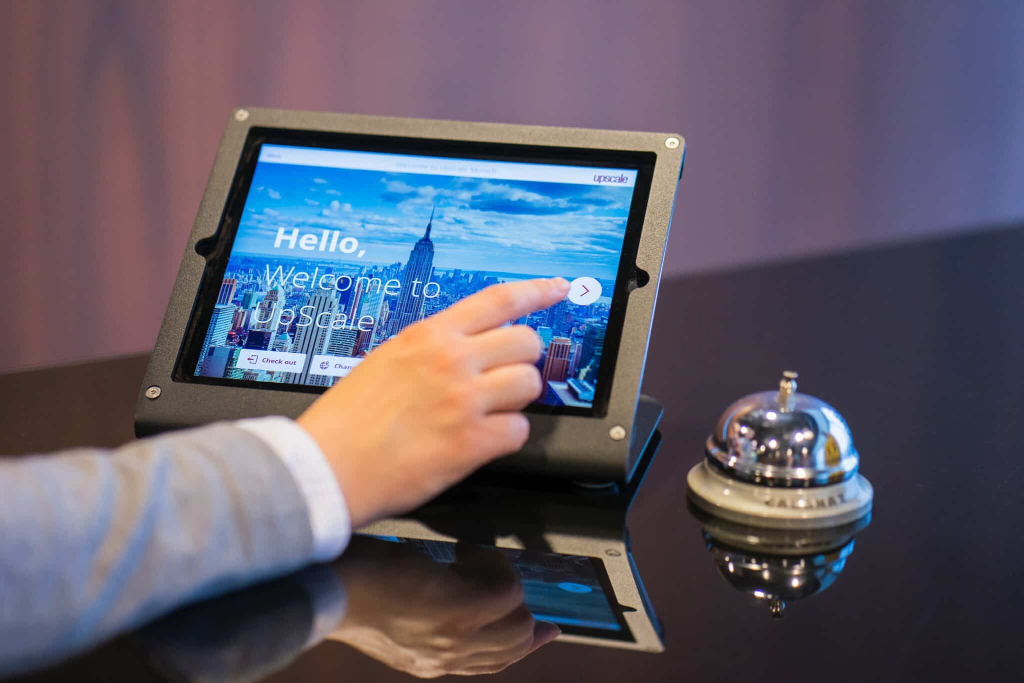 Best crm for hospitality industry